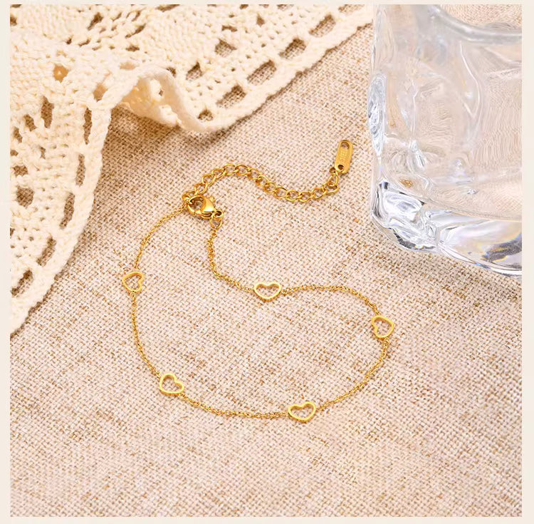 Amara Heart Anklet
