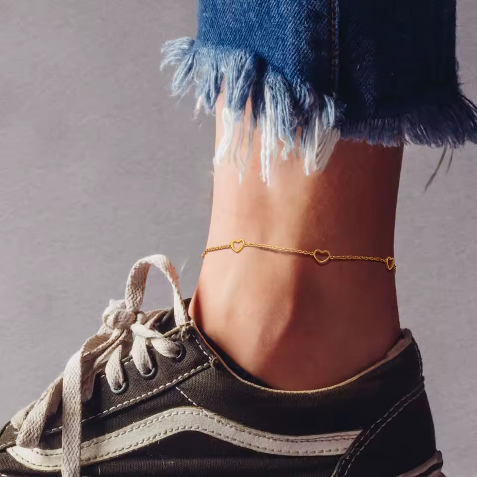 Amara Heart Anklet